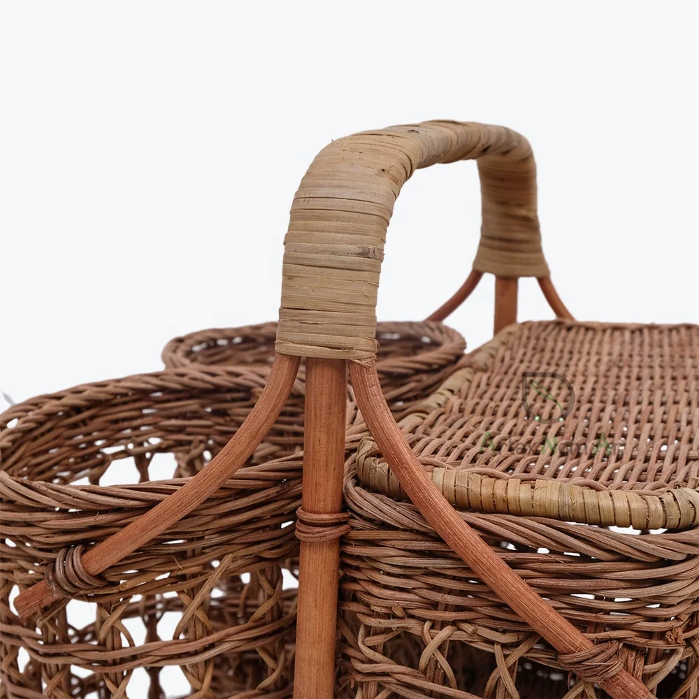 Vintage Wicker Rattan Picnic Basket with Two Wine Bottle Holders for Wholesale
