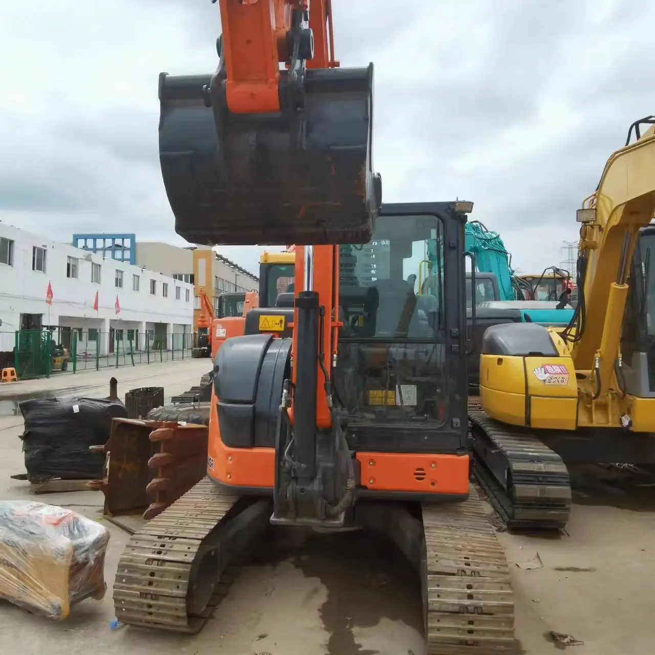 Hitachi ZX55 Used Crawler Excavator 5.5TON Second Hand Digger Hitachi ZAXIS 55 Factory stock MINI excavator