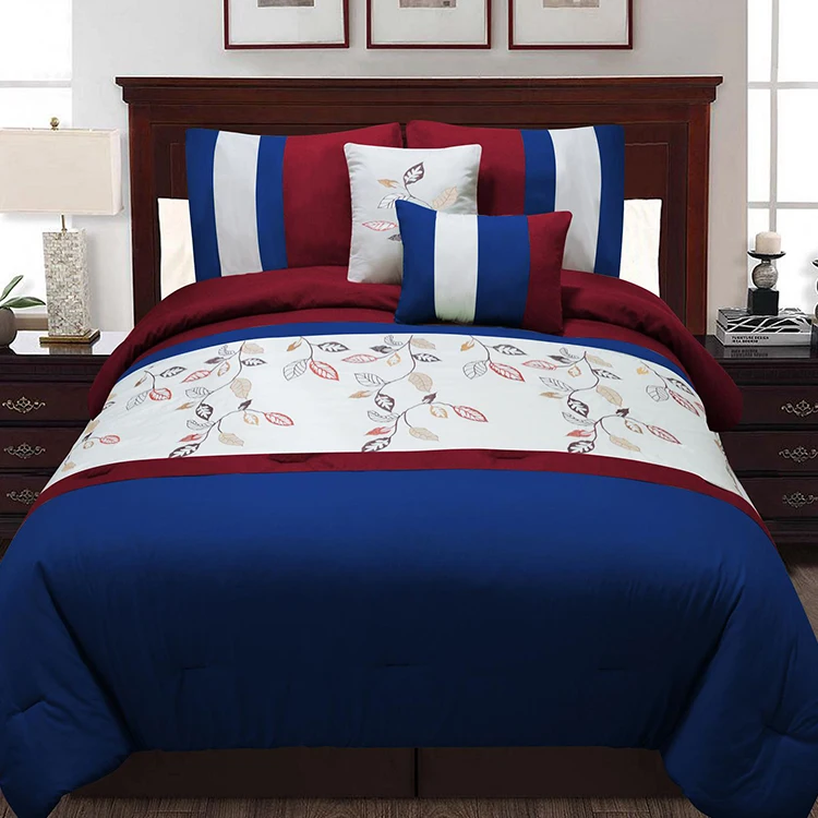 
comforter/quilt with jacquard, stitching and elegant embs. 