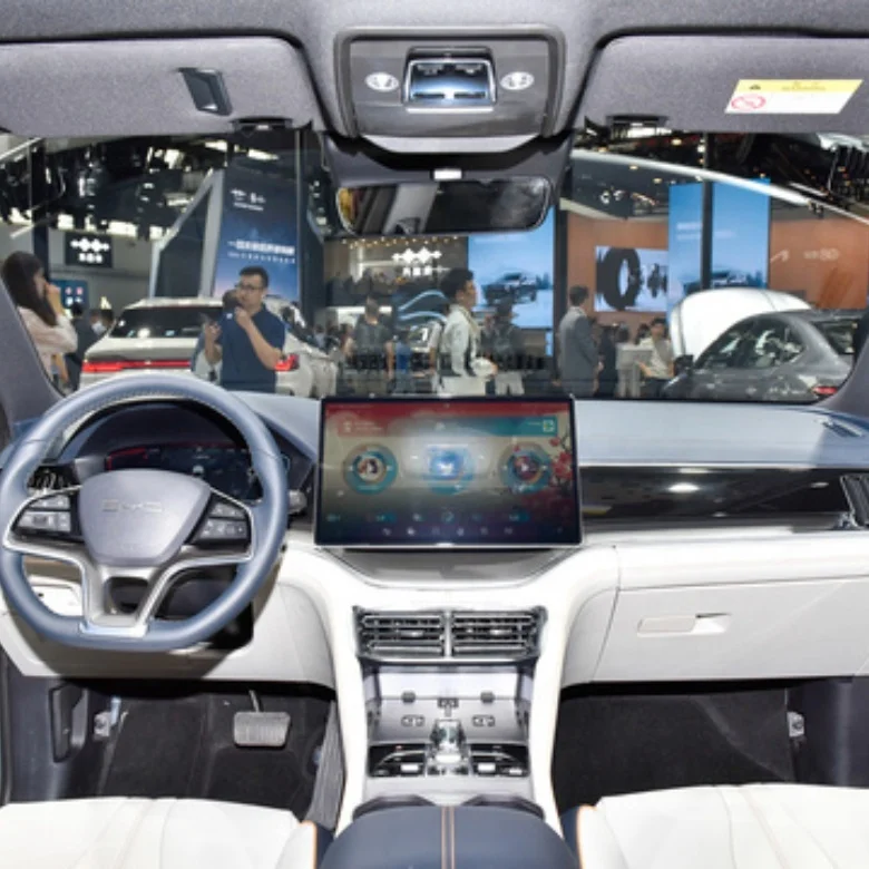 2024 BYD Song Plus Luxury EV Car New Energy Automotive Vehicle Comfortable with Range Options of 605km and 520km