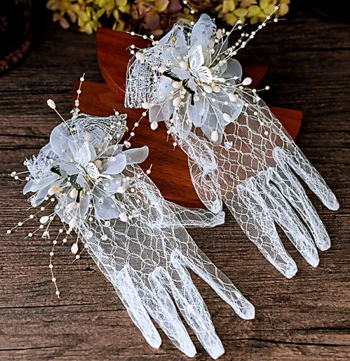 QUEENS GOWN wholesale bridal gloves 3D flower beaded pearls butterfly gloves ivory bridal wedding gloves