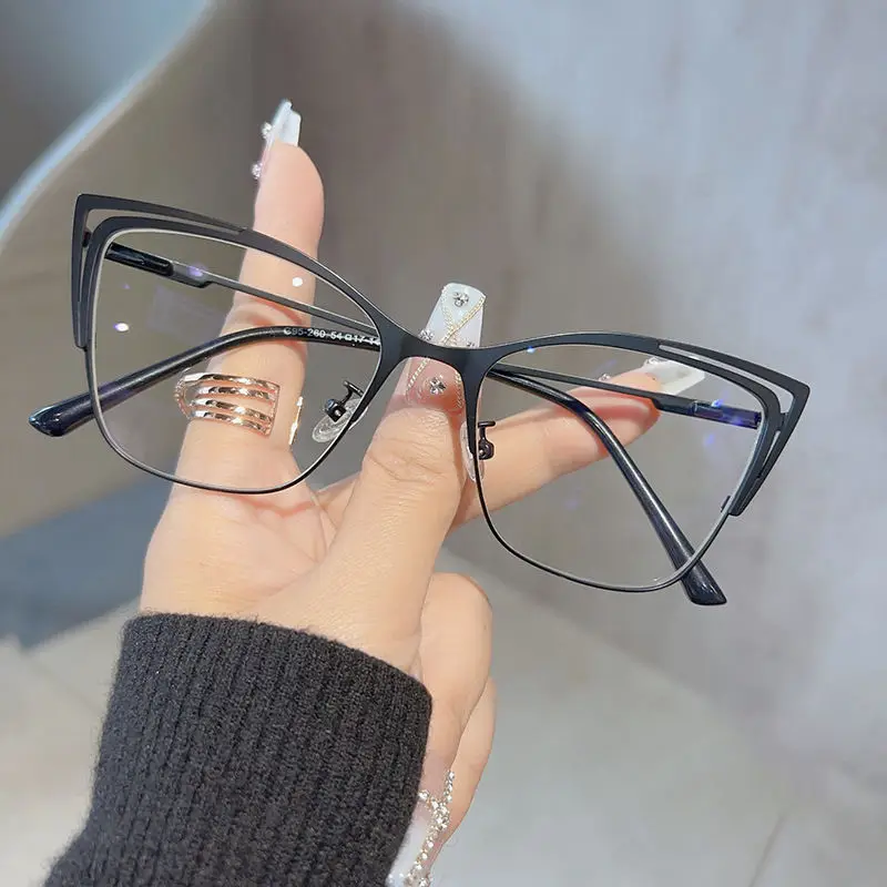 Metal Cat Eye glasses frames Fashion Eyeglasses Design Frame Ladies glasses Custom Standard Good Price Optical Glass Lenses