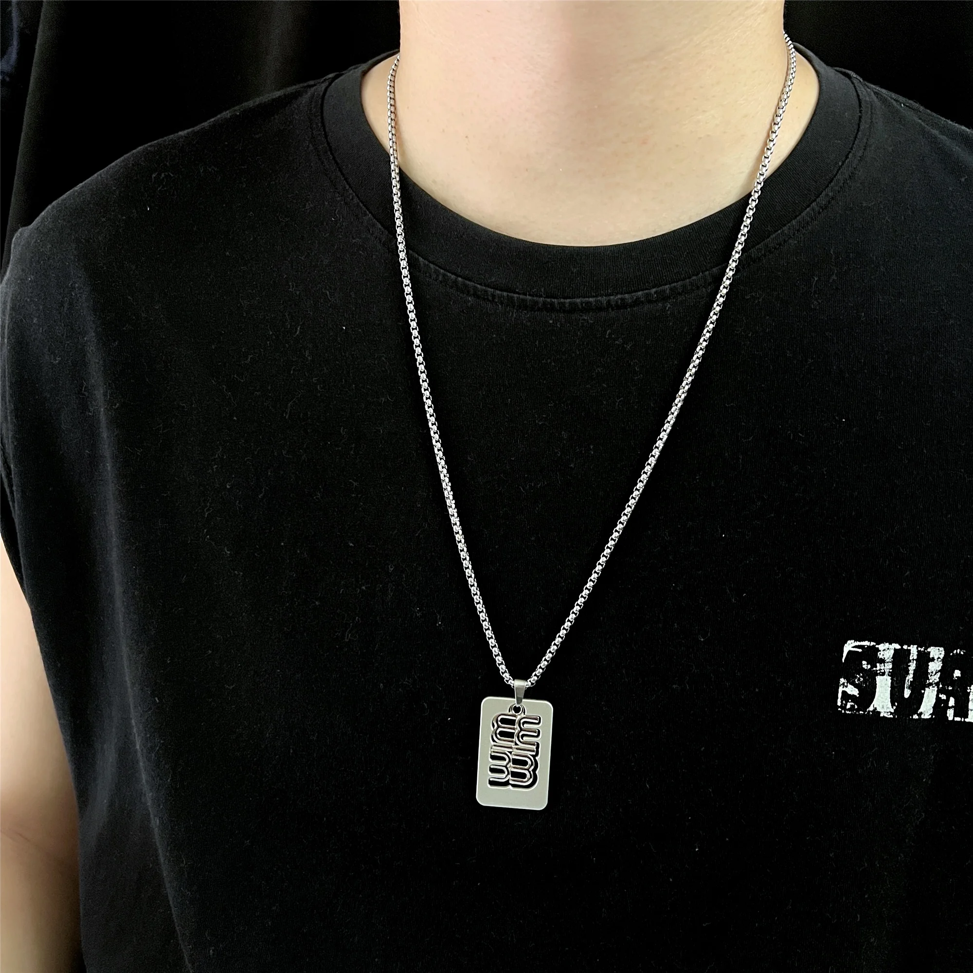 Wholesale Matte Gold Unisex Necklace Stainless Steel Clothing Chains Trendy Embedded Pendant Alloy Casual Hip-hop Accessories