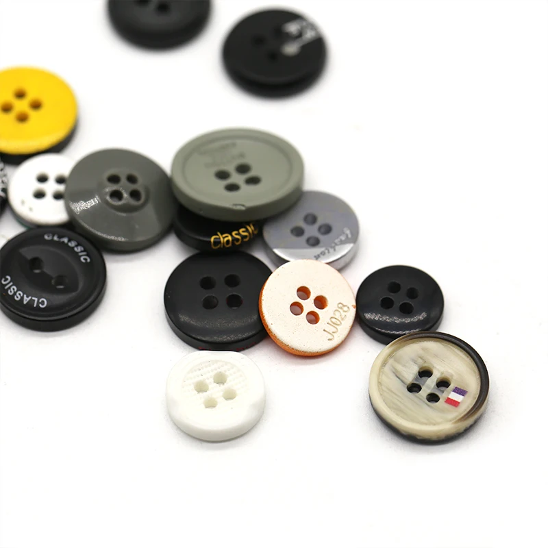 High Quality Custom Brand Logo 4 Holes 15mm 18mm Black Sewing Resin Buttons For Men Polo Shirt
