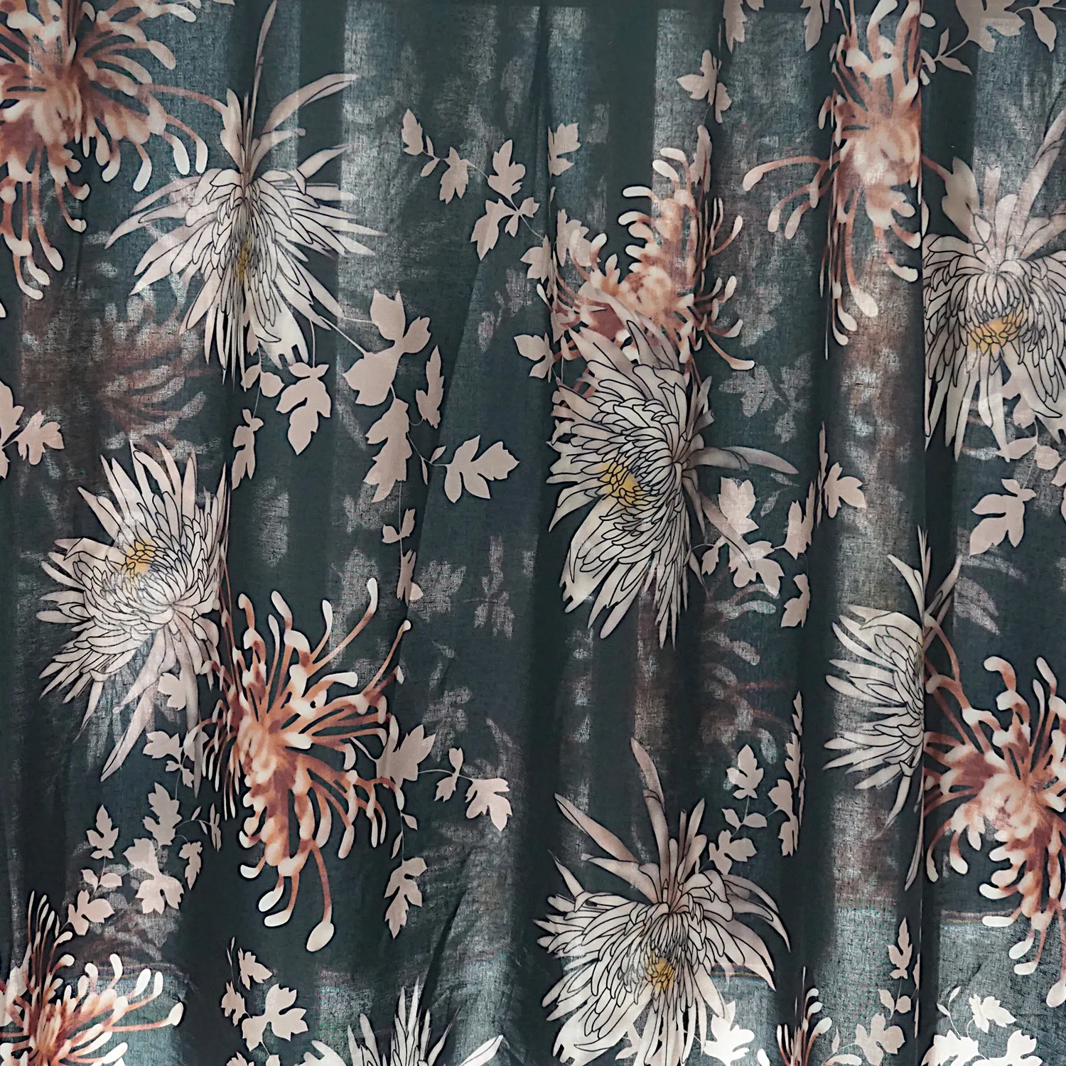 60S rayon digital printing fabric wholesale floral chrysanthemum dress home apparel fabric