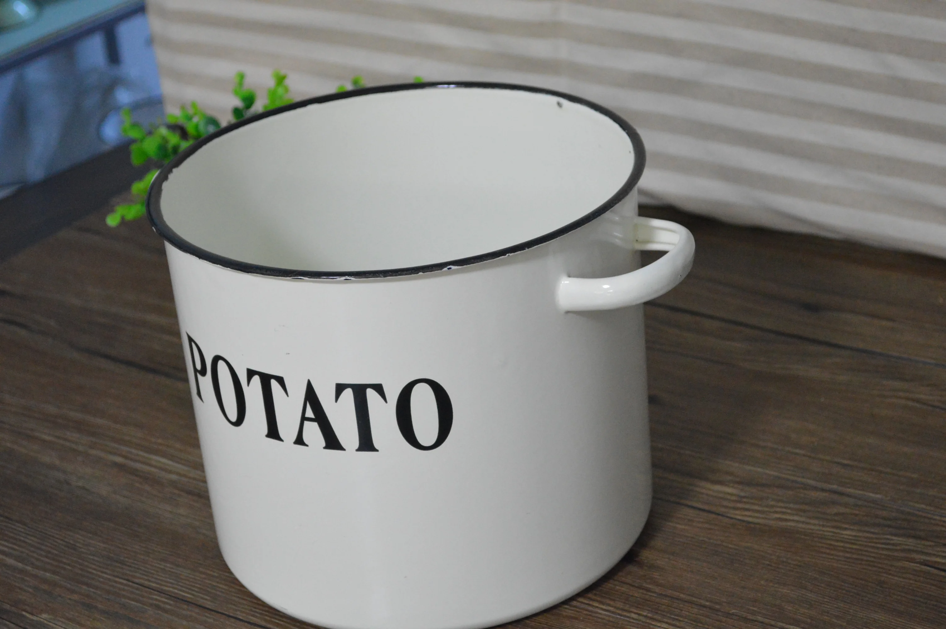 Dia 24cm Vintage Enamel Storage Pot Potato Pot With Lid