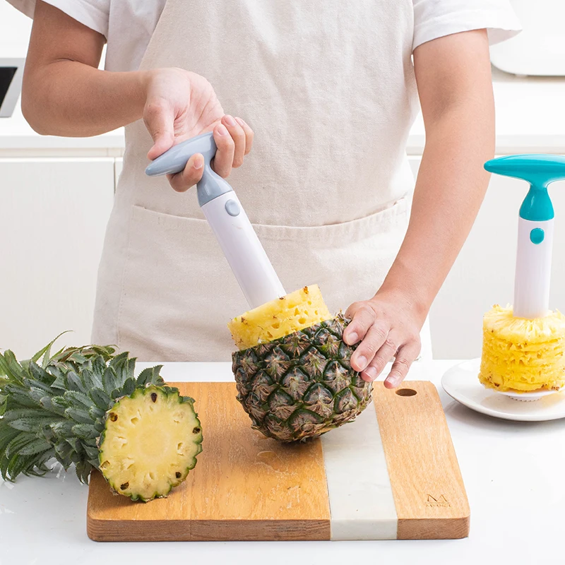 Kitchen Accessories plastic Pineapple Cutter pineapple corer slicer tool for home and kitchen