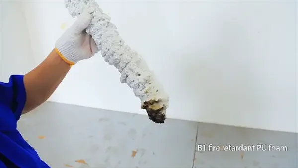 Competitive Price Single Component B2 Fire Proof Pu Foam Insulating Spray Polyurethane Foam