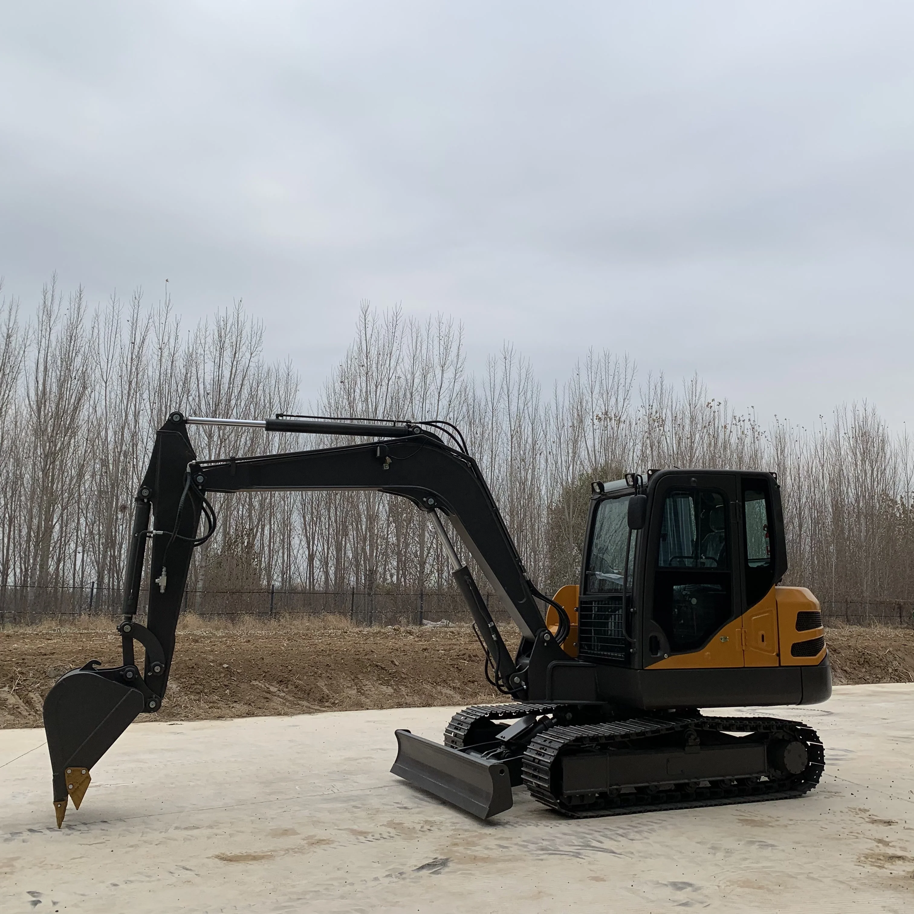 Mini Excavator 6ton Epa Small Kubota/Yanmar Engine Excavator Machine Farm Mini Digger Price
