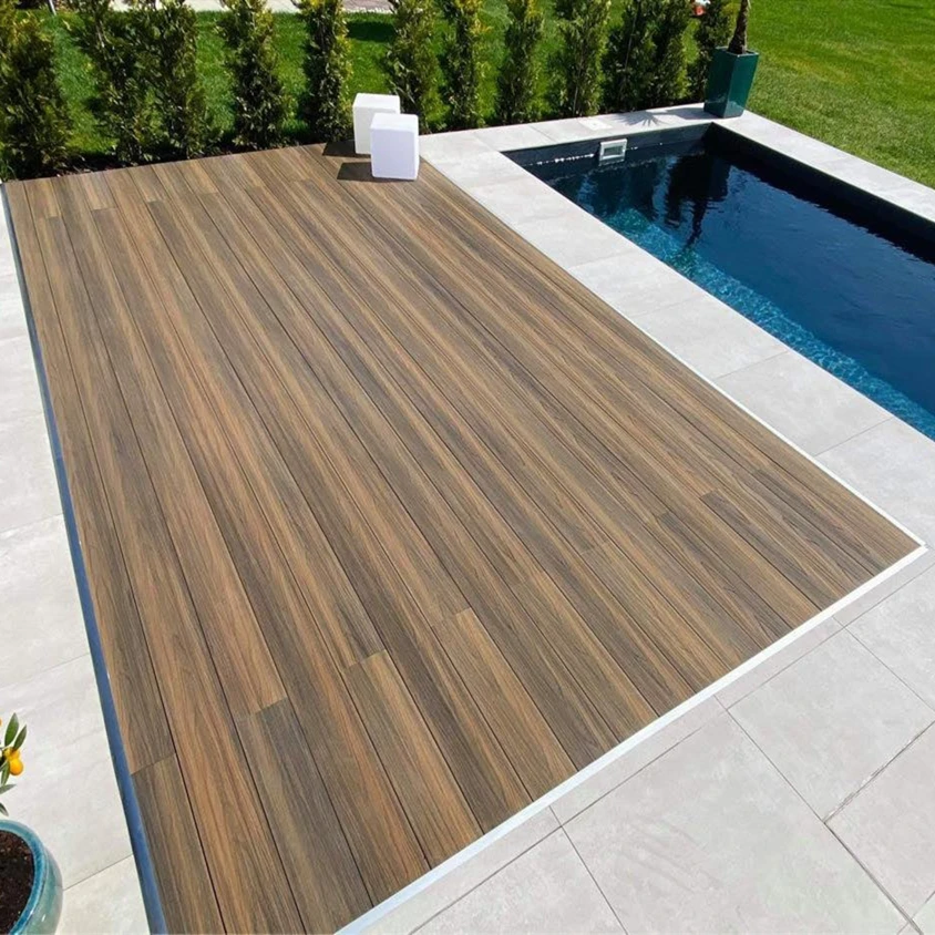 Co-extrusion technology WPC Composite Decking Boards For Outdoor Flooring