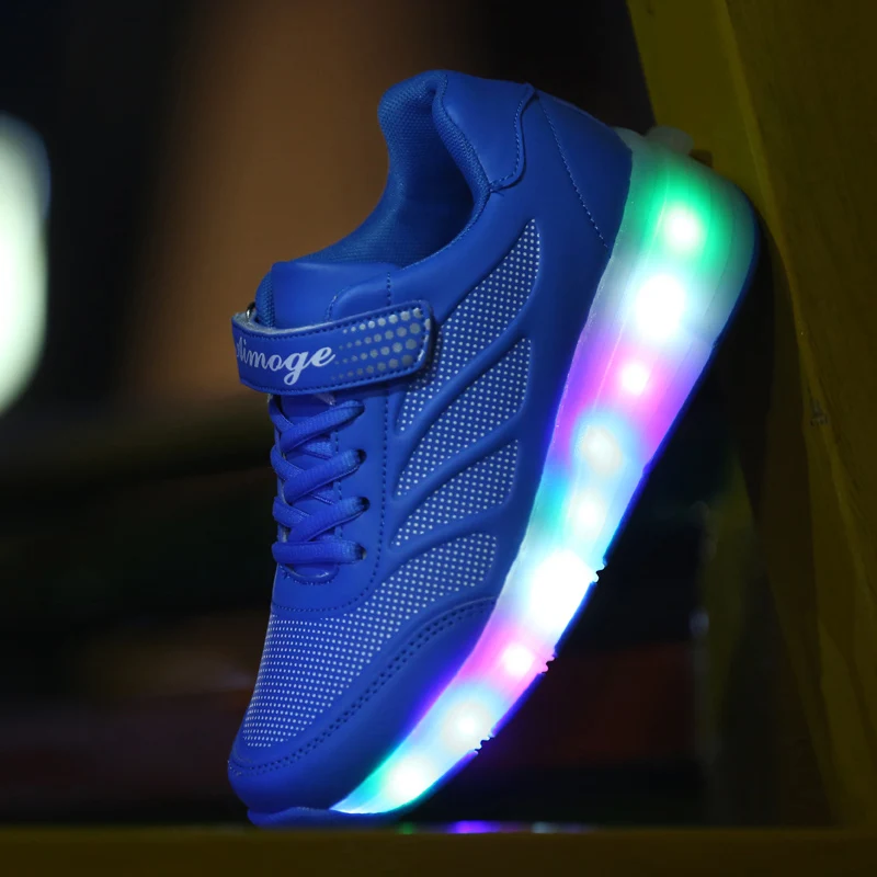 
Women Kids LED Lights Shoes Children Roller Skate Sneakers with Wheels Glowing Led Light Up for Boys Girls Running Shoes 