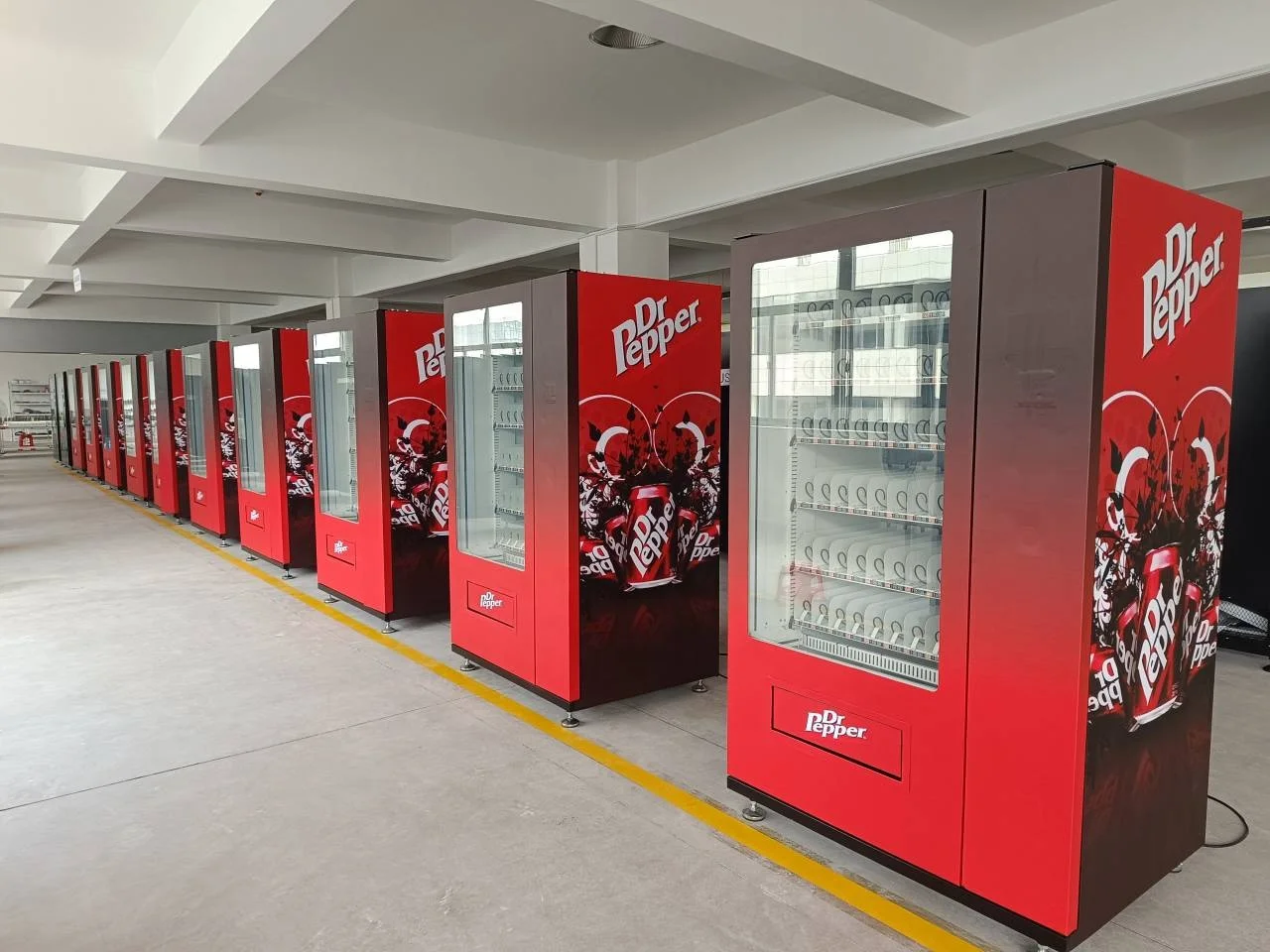 Anti-theft snack drinks combo vending machine automatic vending machine with QR code payment