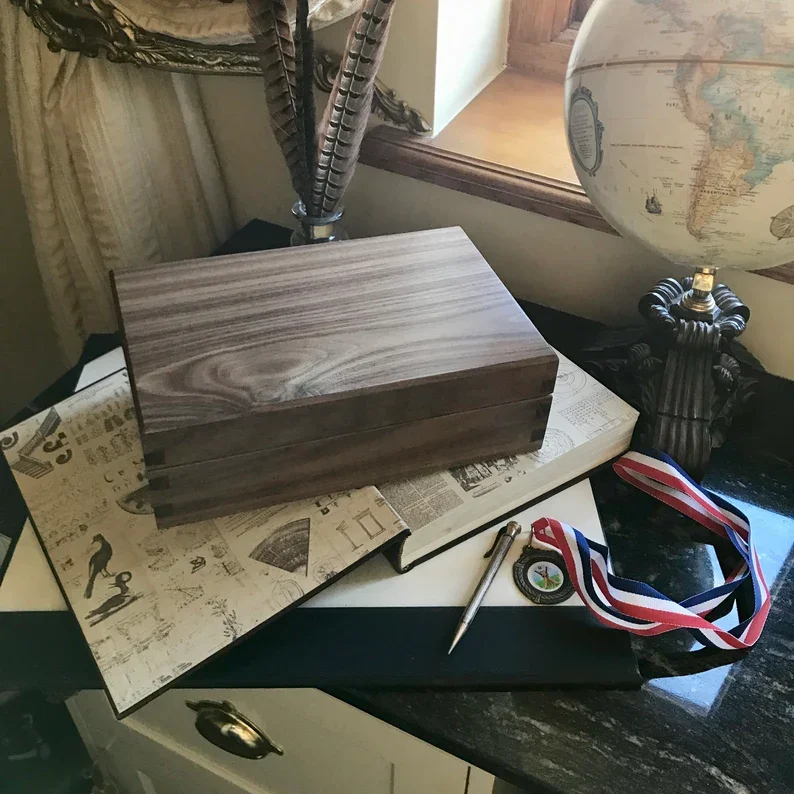luxury black walnut wood keepsake box small deluxe square gift Handmade Walnut Wood Case with Dovetail Joints box