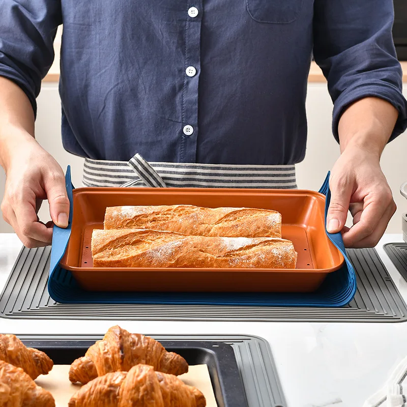 Modern round Silicone Placemat Eco-Friendly and Washable Baby and Dining Table Pad Portable 3mm Thickness Mat