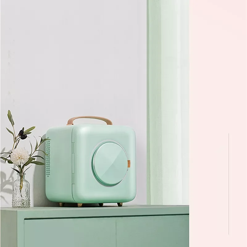 Custom OEM Private Logo Cosmetic Small Refrigerator Led Light Beauty Refrigerator Mini Makeup Fridge