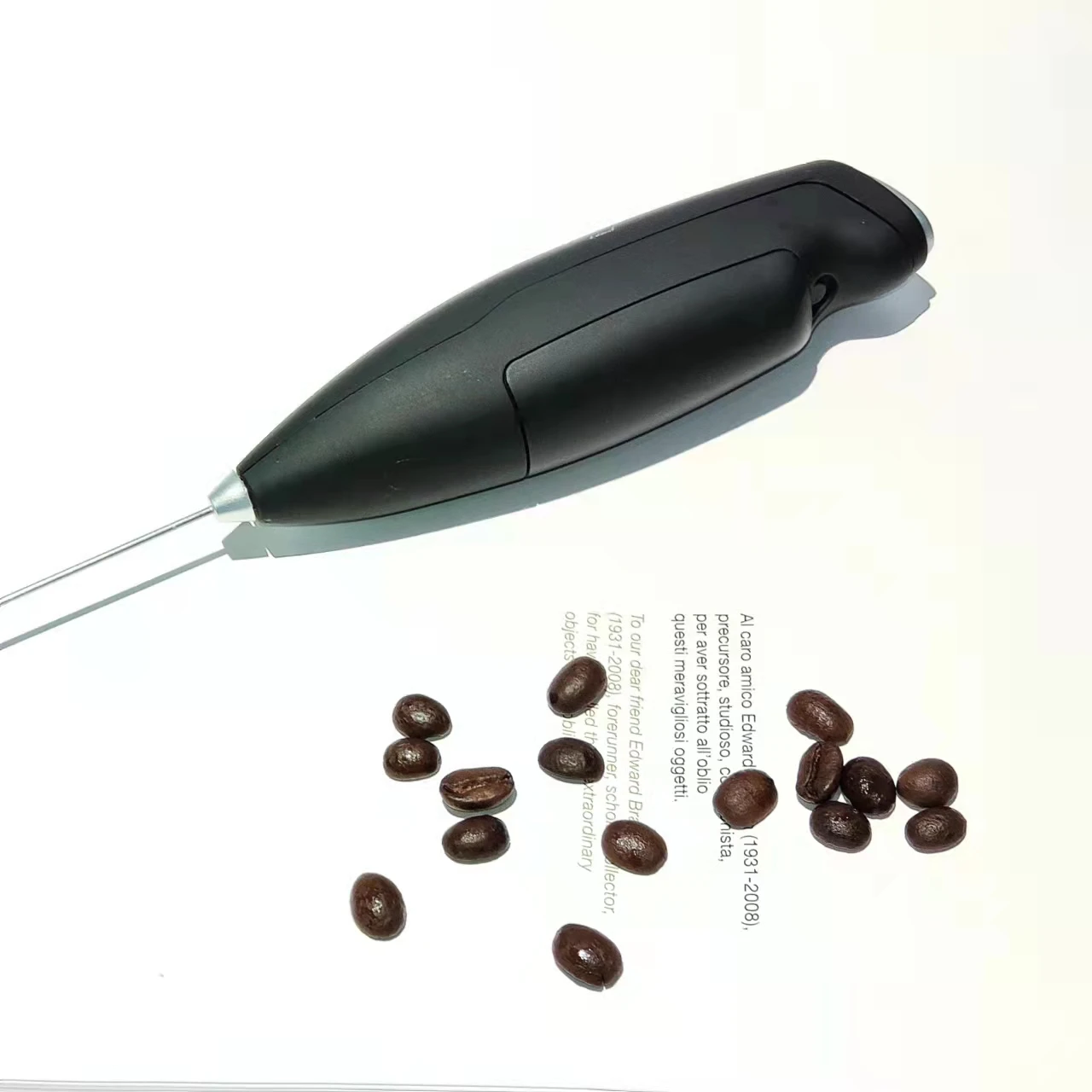 hot sale colorful electric handheld  milk frother and streamer