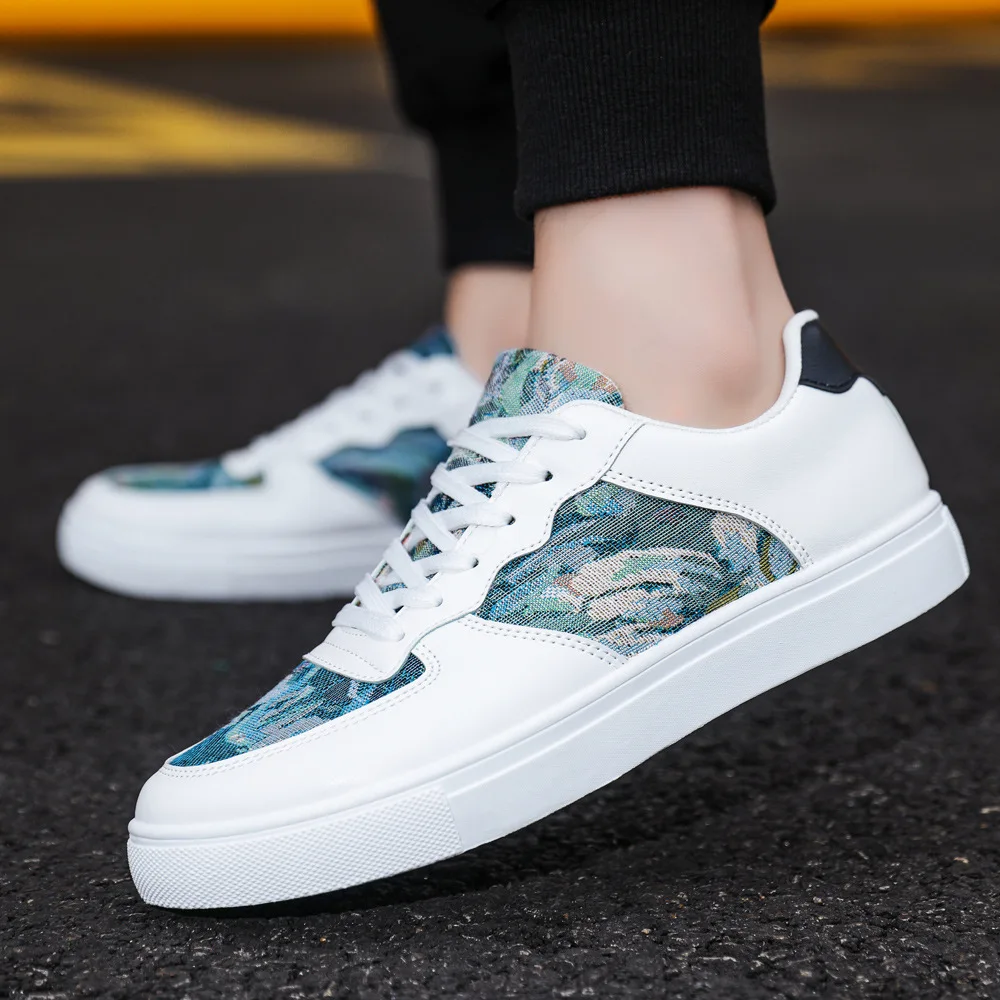 Factory direct supply korean style fashion flat sport sneakers casual shoes for men