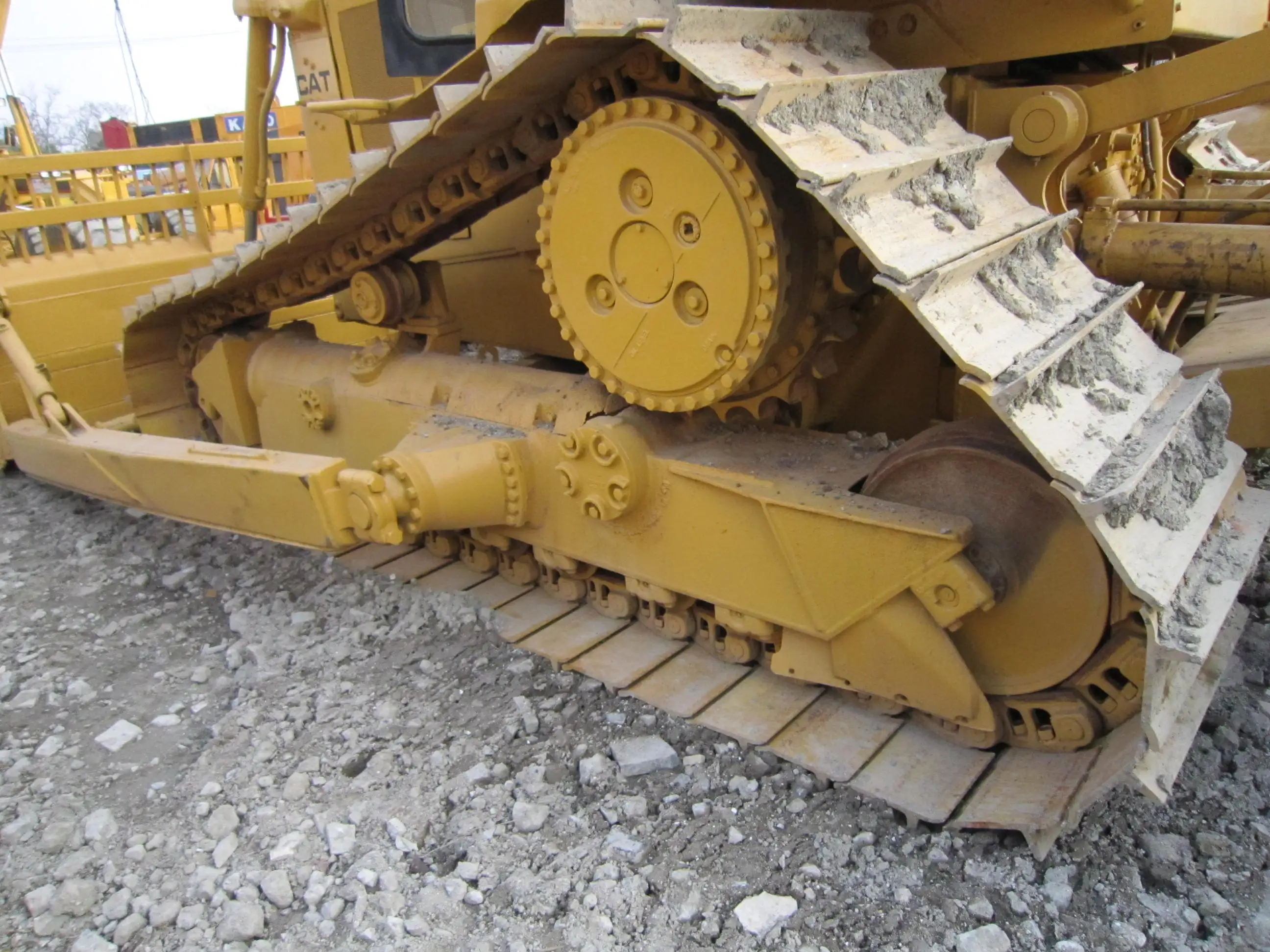 100% Original Used Bull Dozers Caterpillar D6R Japan Made CAT D6R D8T D9T Earth-moving Reinforced Hydraulic Bulldozer