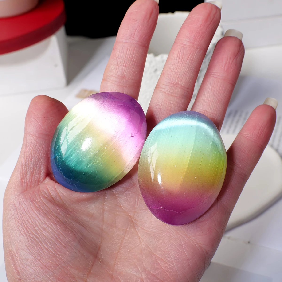 Crystal Healing Electroplate Selenite Carved Polished Palm Stones For Gifts
