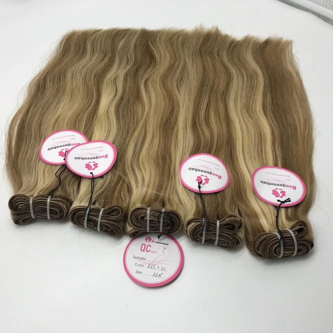 
Machine Weft Piano colors HUMAN HAIR 6--32 inches in stock cuticle aligned hair double drawn raw Full ends 