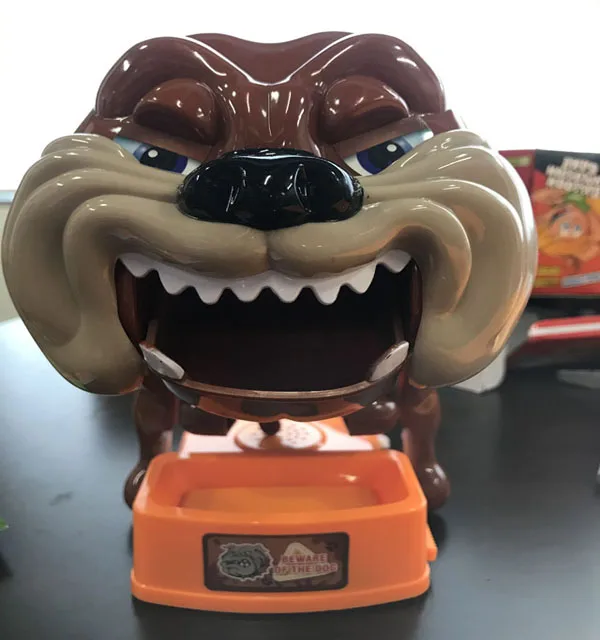 Evil Dog Mouth Bite Finger Game Toys Funny Dentist Bite Joke Toy for Kids Family Prank Tricks Best Decompression Toy