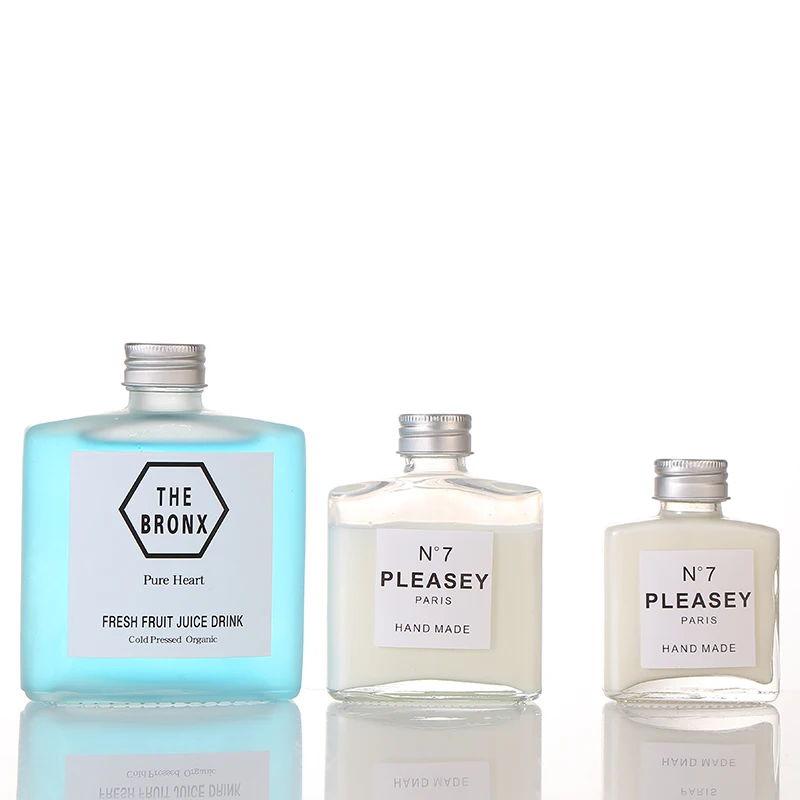 
factory wholesale little square beverage bottle glass milk-tea coffee juice wine glass bottle with screw cover 
