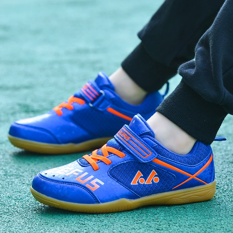  Lefus Wholesale Kids Indoor Gym Latest Custom Logo Lightweight Non-slip Badminton Shoes Cleats for Children