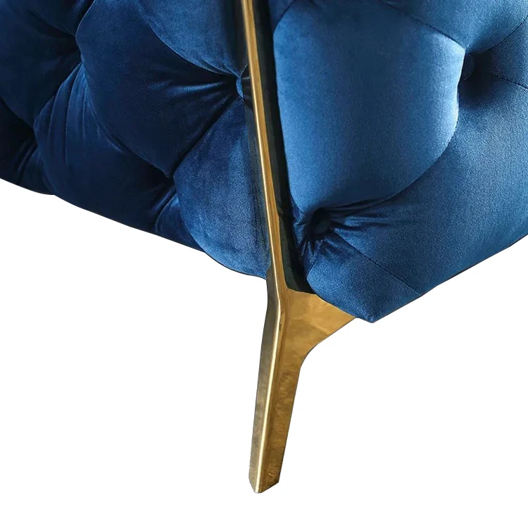 chesterfield sofa (5).jpg