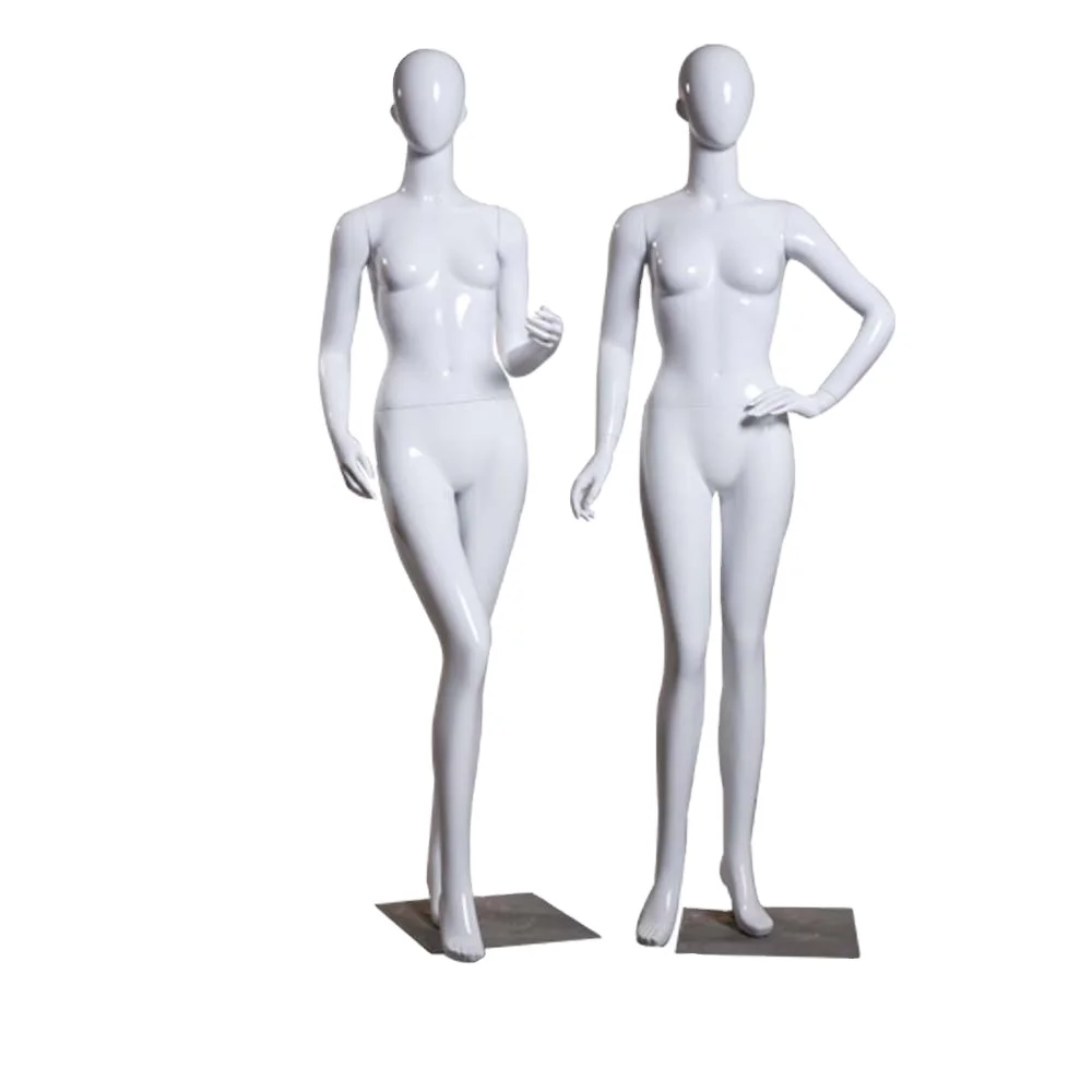 Faceless mannequin full body standing female manikin