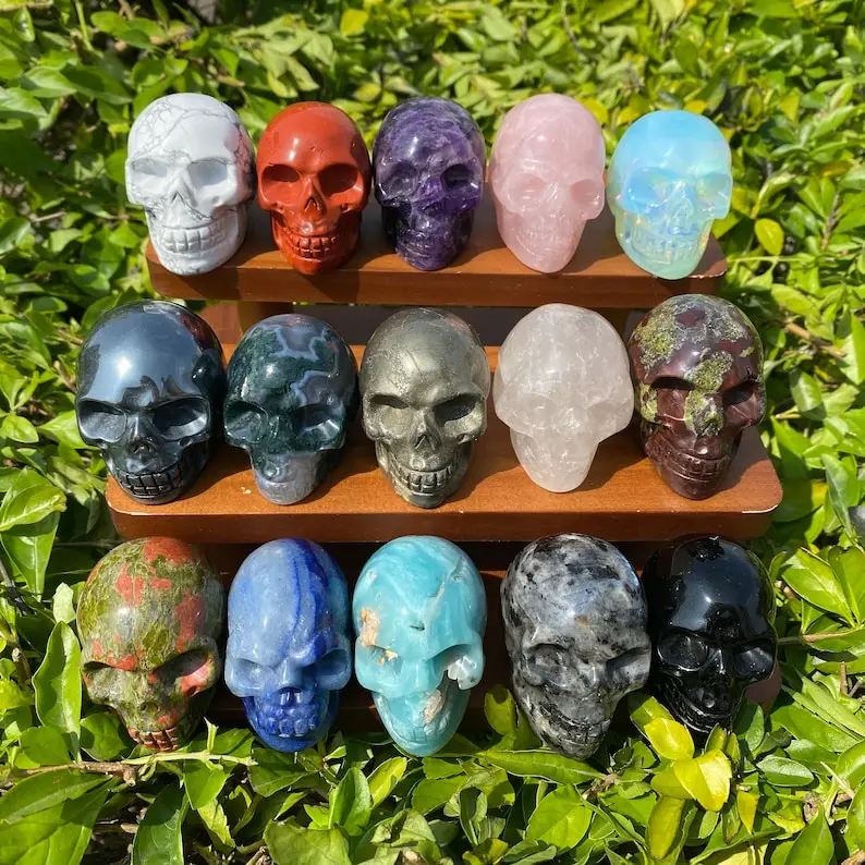 2 Inches Wholesale Carved Healing Crystal Carving Natural Stone Gemstone Crystal Skulls (1600737141447)