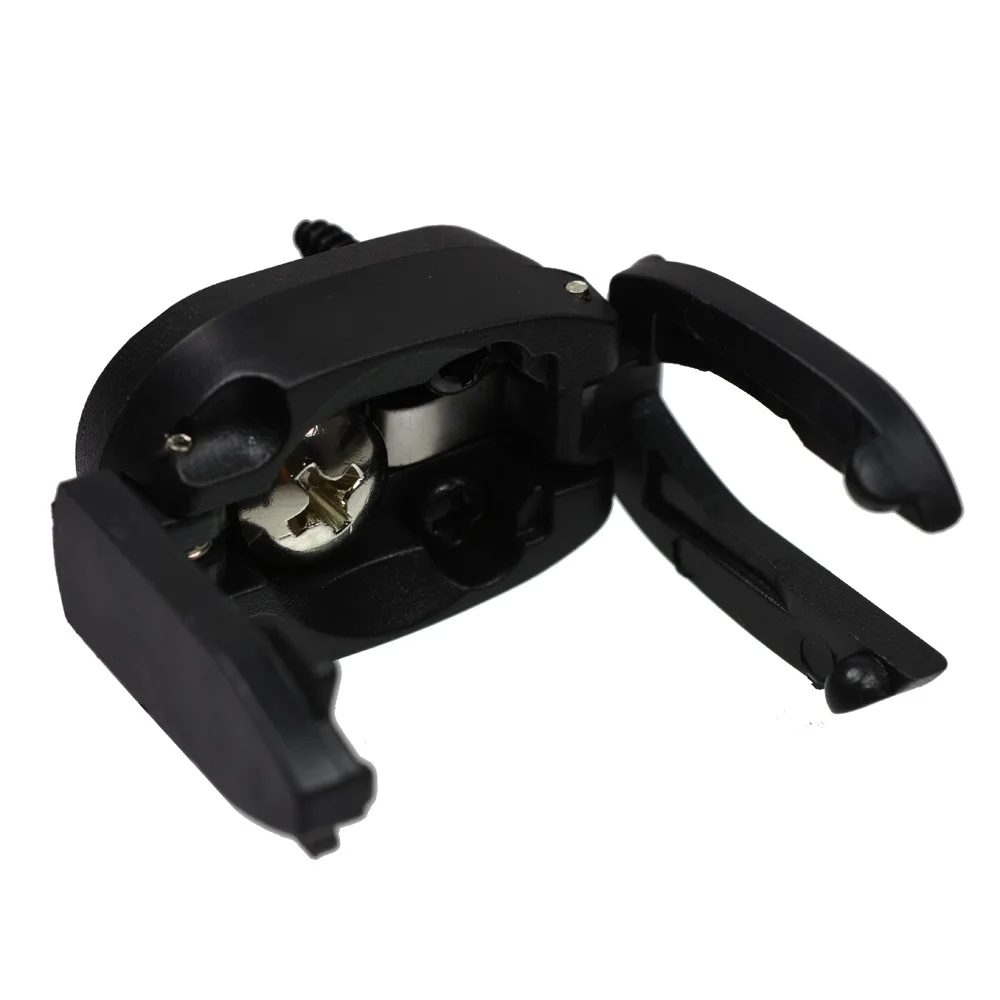 Wholesale Foldable and Portable Plastic Mini Golf Ball Picker Golf Ball Retriever with Grabber Claw for Putter Grip PIck-up Cup