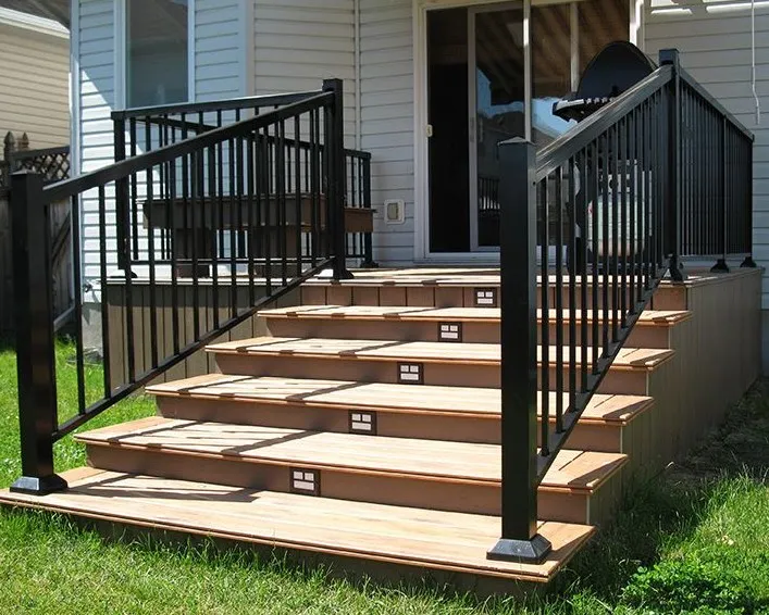 Garden  Exterior Stair Hardware Parts 4-Step Steel Stringer Stair Riser For Wooden Stair