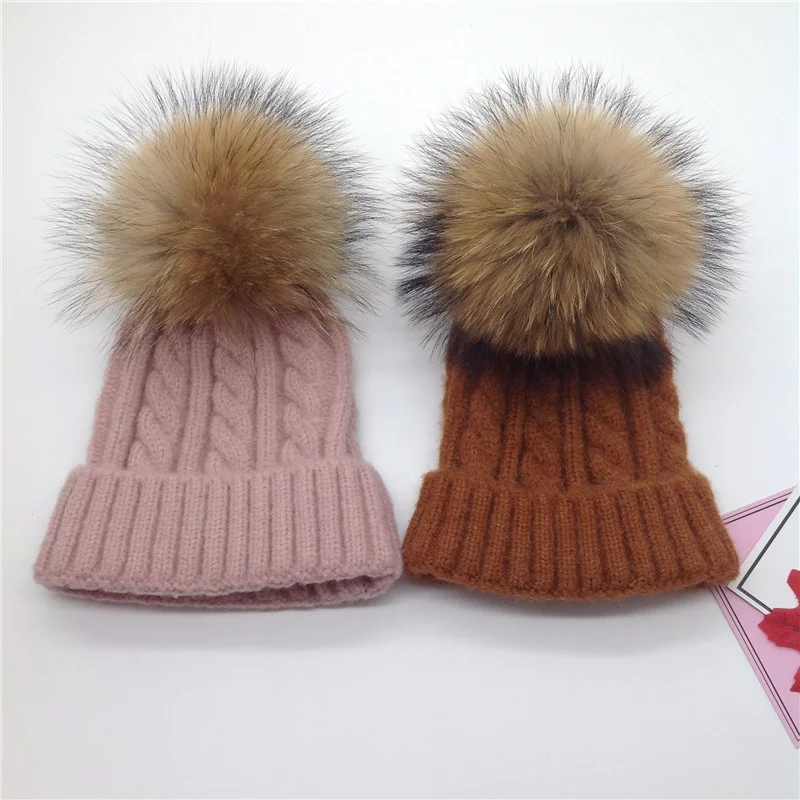 Wholesale Fashion Warm Hat Real Fur Pompom Ball Kids Acrylic Knitted Hat Adult Kids Winter Beanie Hats With Snap Pompom