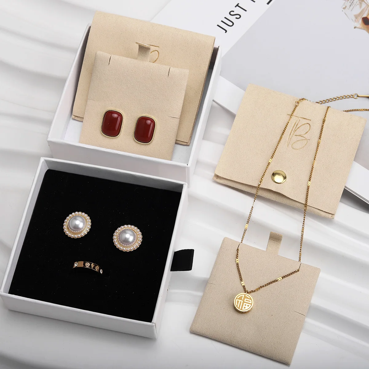 Custom Logo Anti Dust Jewellery Bag Packaging Bags Folded Small Envelope Button Flap Microfiber Jewelry Pouch