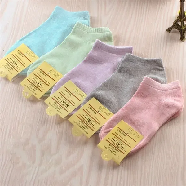 China manufacturer wholesale custom 100% cotton unisex solid color athletic low cut socks