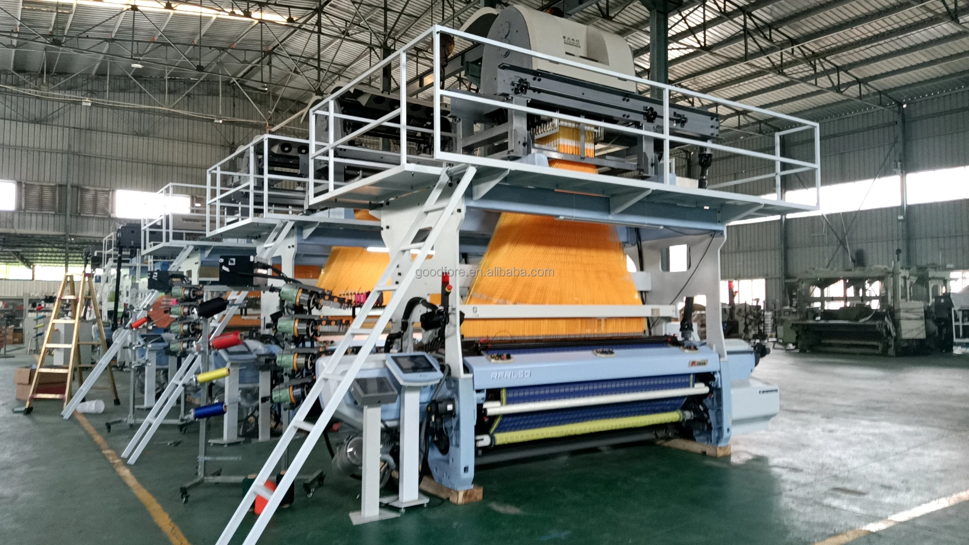 Rapier label loom with slitting system Fast speed chinese new rapier woven label machine strong beating-up mechanism
