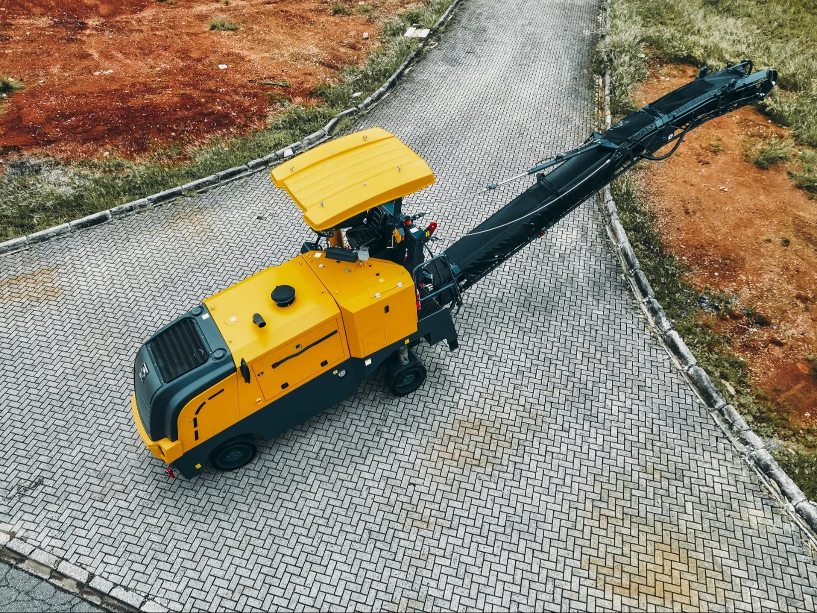 2024 ORIEMAC 1000mm Cold Milling Machinery XM1005H Asphalt Road Milling Machine
