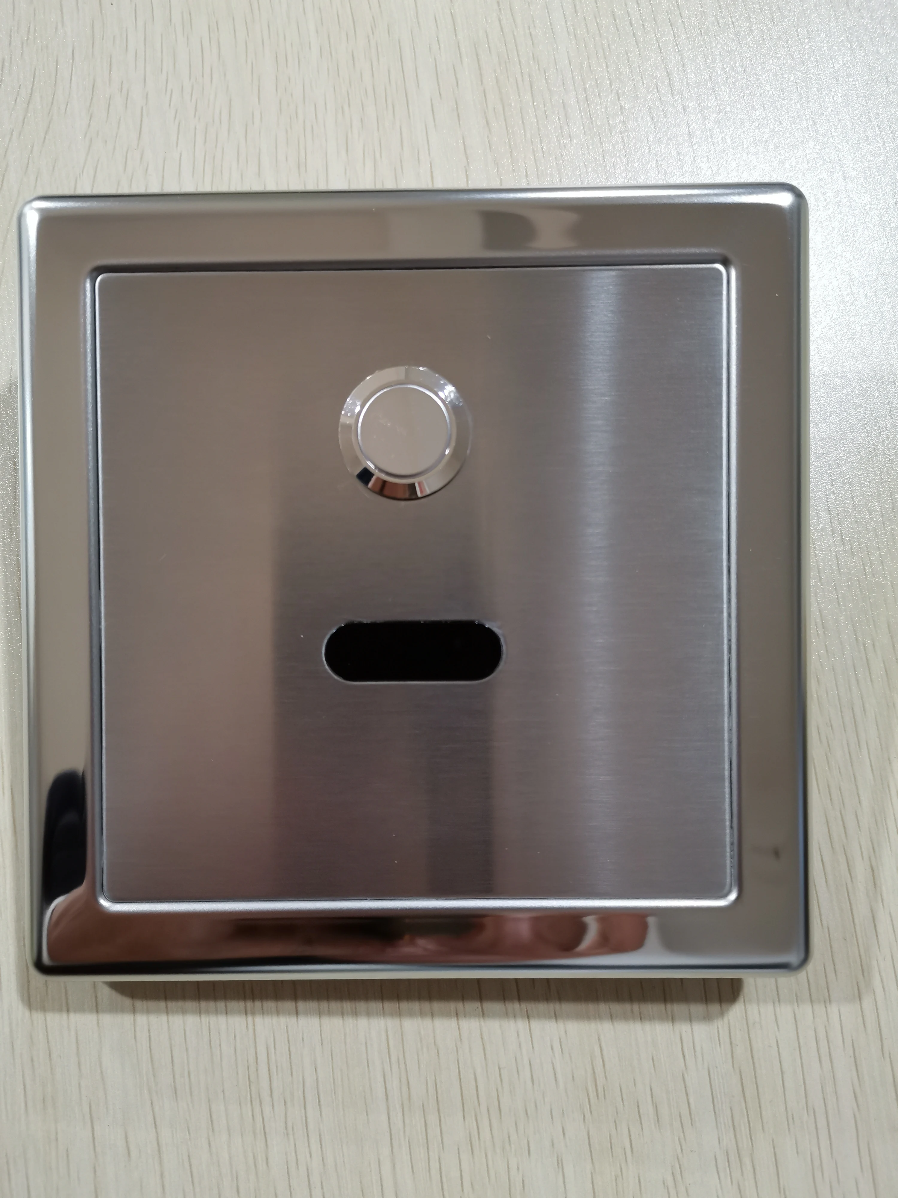 CE Certified Brass Automatic Smart Urinal Flush Valve High Quality Dual Flusher with Manual Sensor Wall Mounted for Hotel Use