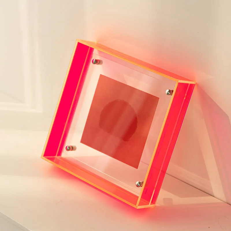 Wholesale New Arrival Clear Acrylic Magnetic Crystal Glass Double Sided Floating Wall Hanging Picture Frame