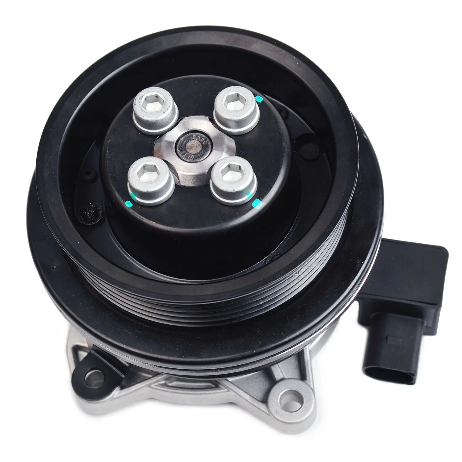 Low Price Guaranteed Quality Water Pump Assy For A1 VW Bee-tle Con-vertible Gol-f 03C 121 004 J 03C121004J