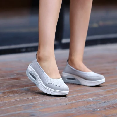 XEY030 wholesale nurse medical orthopedic women shoes