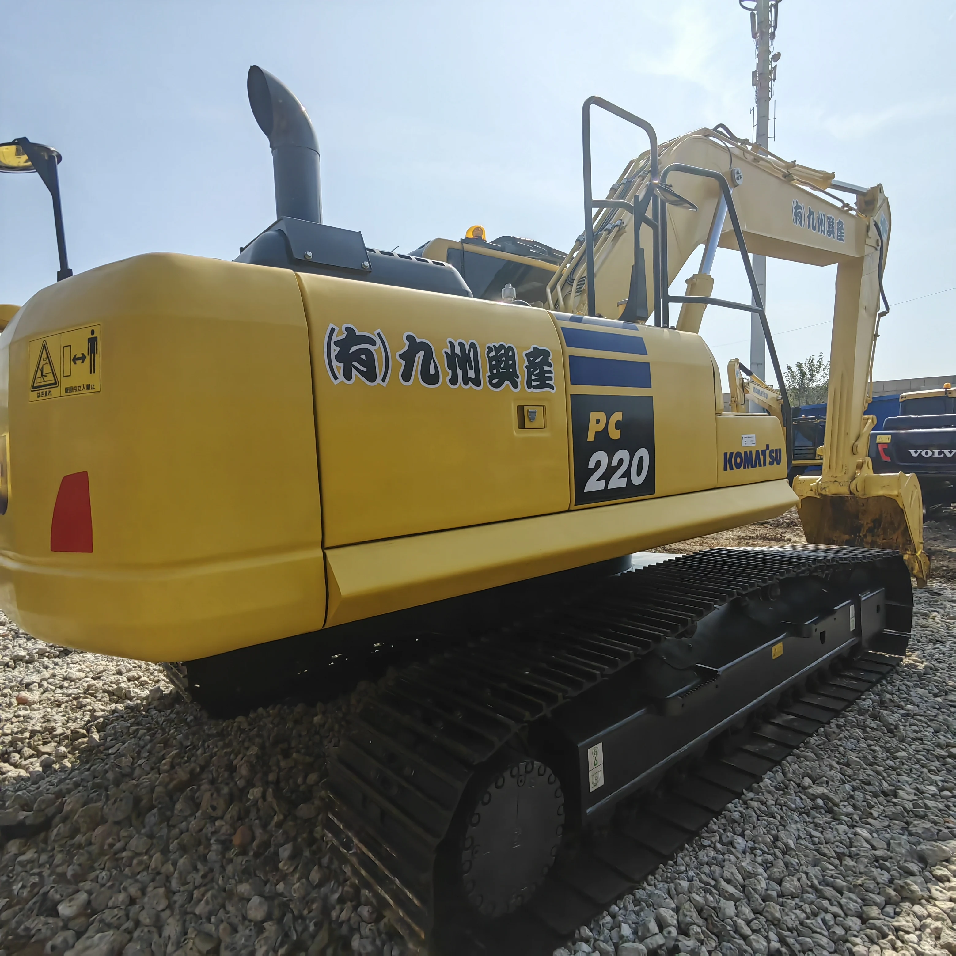 Низкая цена высококачественный подержанный экскаватор Komatsu Лидер продаж японский PC220-8 гусеничный гидравлический