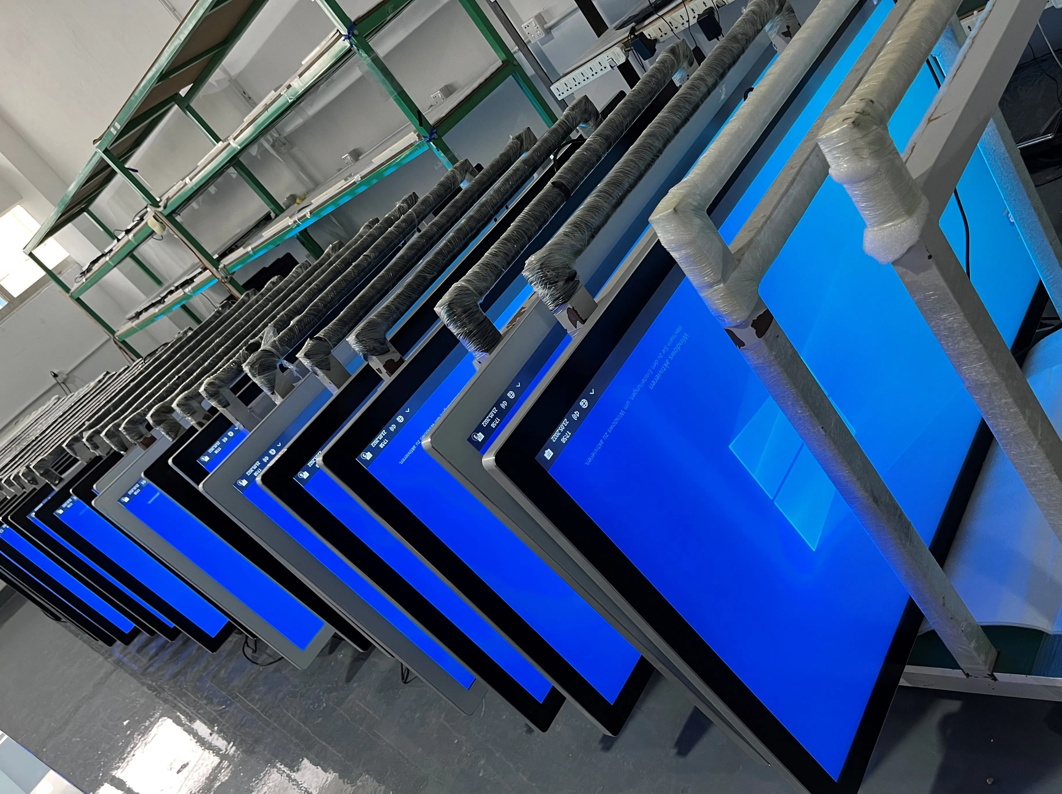 Aiyos Factory Indoor Ad Video Player 32 43 55 Inch Multi Touch Screen Digital Signage Wall Mounted Android Kiosk