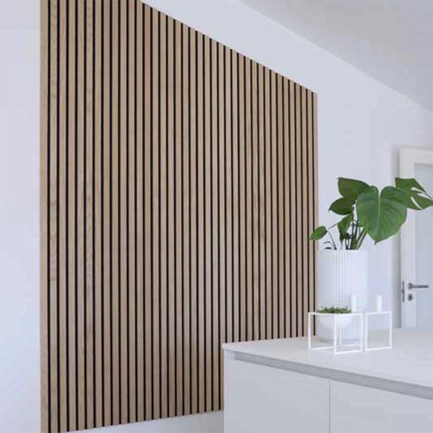 Hot-selling Oak Wood surfaces effectively reduce noise transmission slat panels for wall decoration