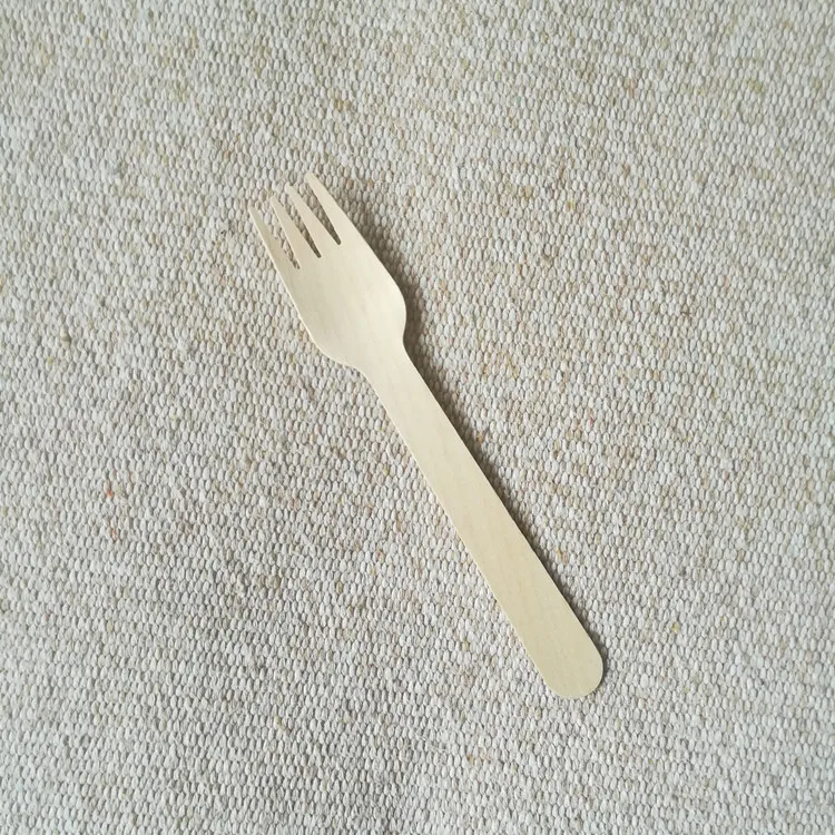 hot selling wholesale factory price 16cm wooden disposable fork spoon and knife set