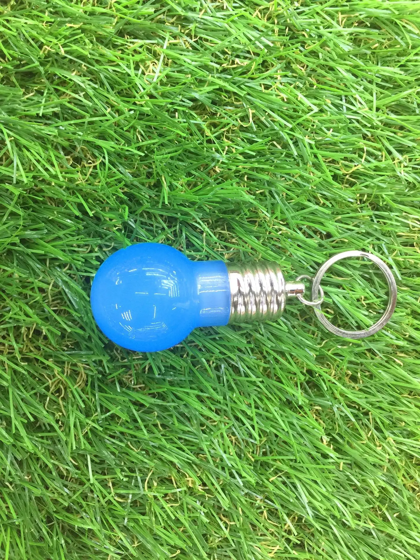 Fashion Lighting Mini LED Luminous Flashing Bulb Keychain Colorful Creative Toys Gifts Pendants Novelty Accessories Wholesale
