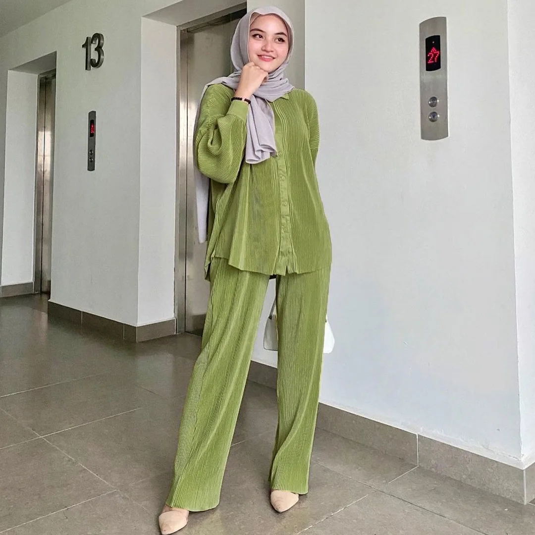 2022 Elegant Modest Pleated Lounge Pants Set Muslim Women Two Piece Top And Pant Set Kaftan 2pcs Abaya Set Kimono Outfit