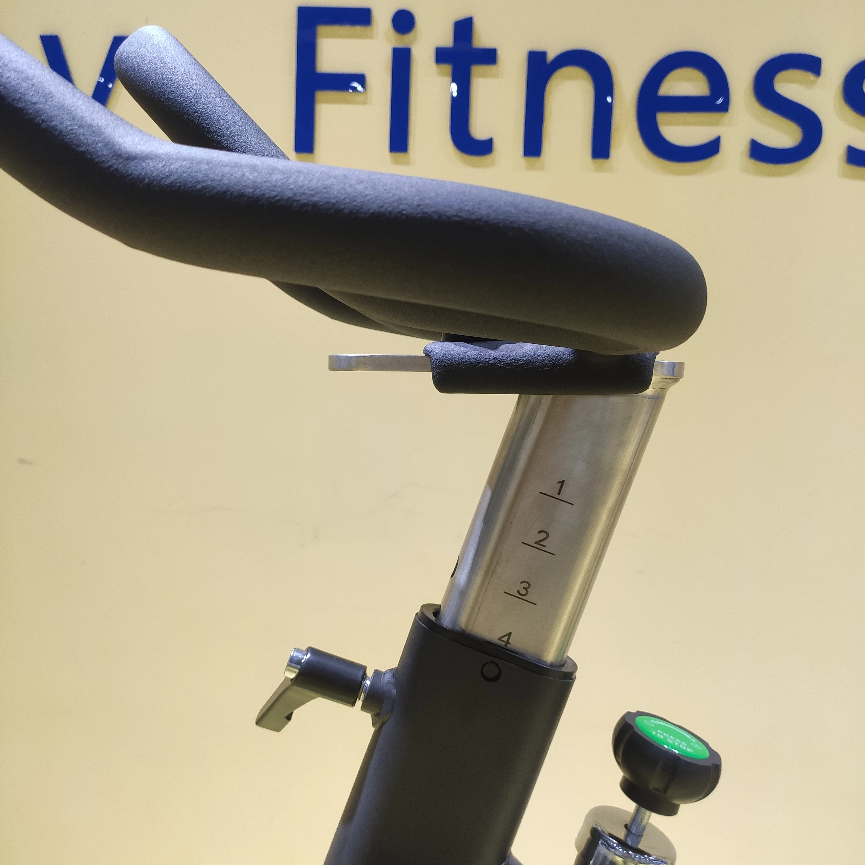 Home Gym Body Building Gym Fitness Machine Exercise Bike Equipment Magnetic Static Bicycle Sports Spin Bike