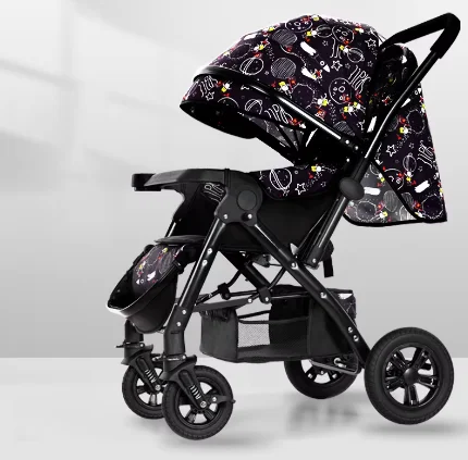 A multifunctional baby stroller that is fast stylish and comfortable