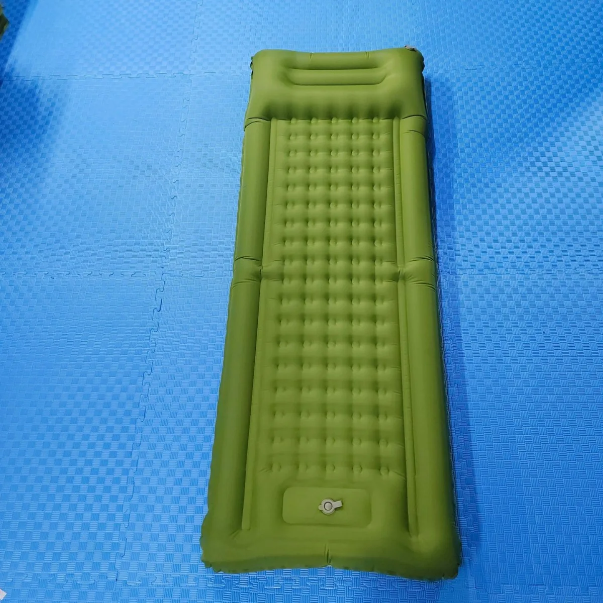 2024 Outdoor inflatable foot pads for lightweight carrying outdoor camping self inflatable air bed mattresses